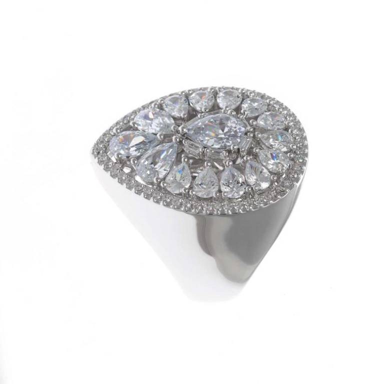 Anillo de Plata Rodiado con Circonitas