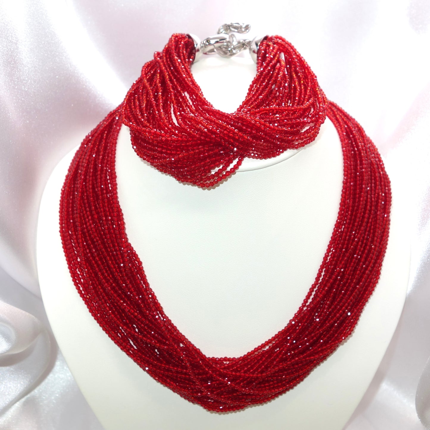 Collar de Cristal Rojo Plata de Ley acabado en rodio - Kibak