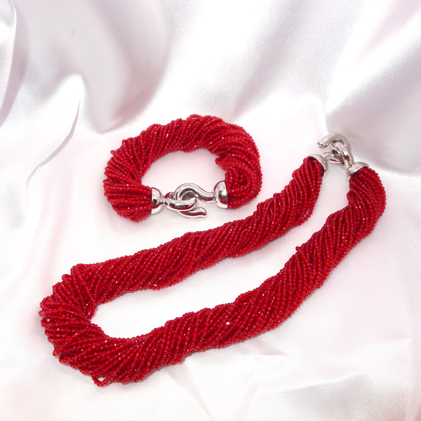 Collar de Cristal Rojo Plata de Ley acabado en rodio - Kibak