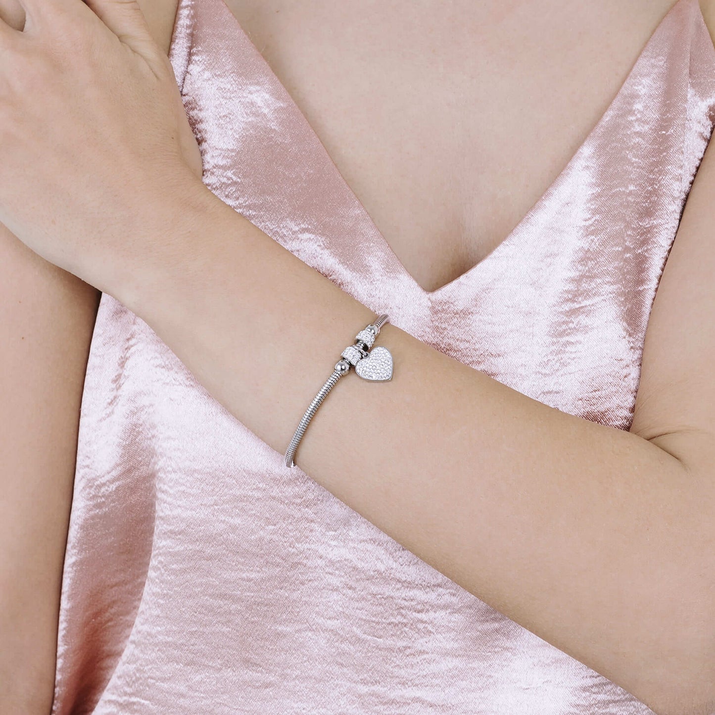Pulsera De Acero Con Colgate Corazón Circonitas